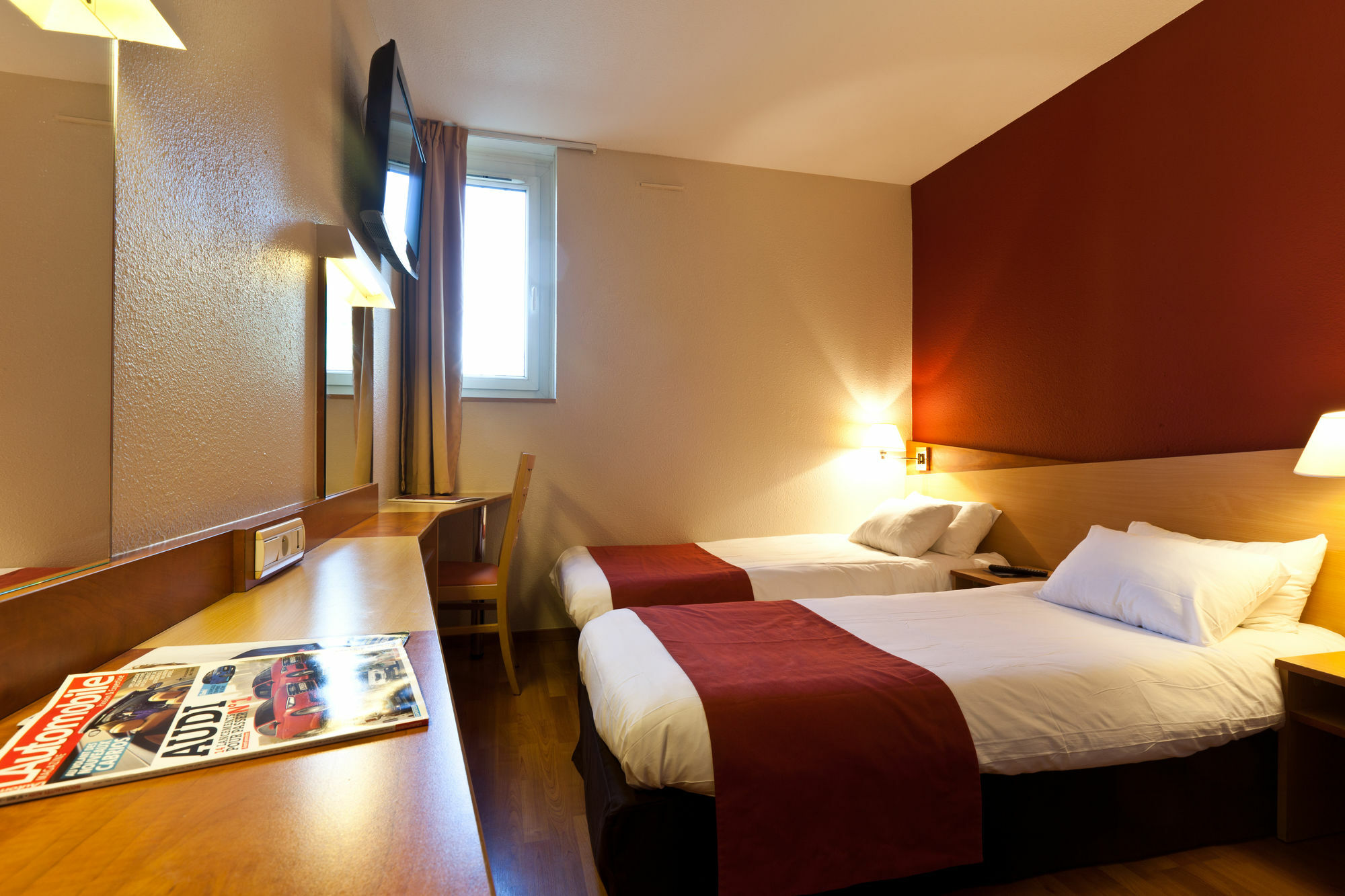 The Originals City Hotel Marseille Aeroport Vitrolles  Exterior photo